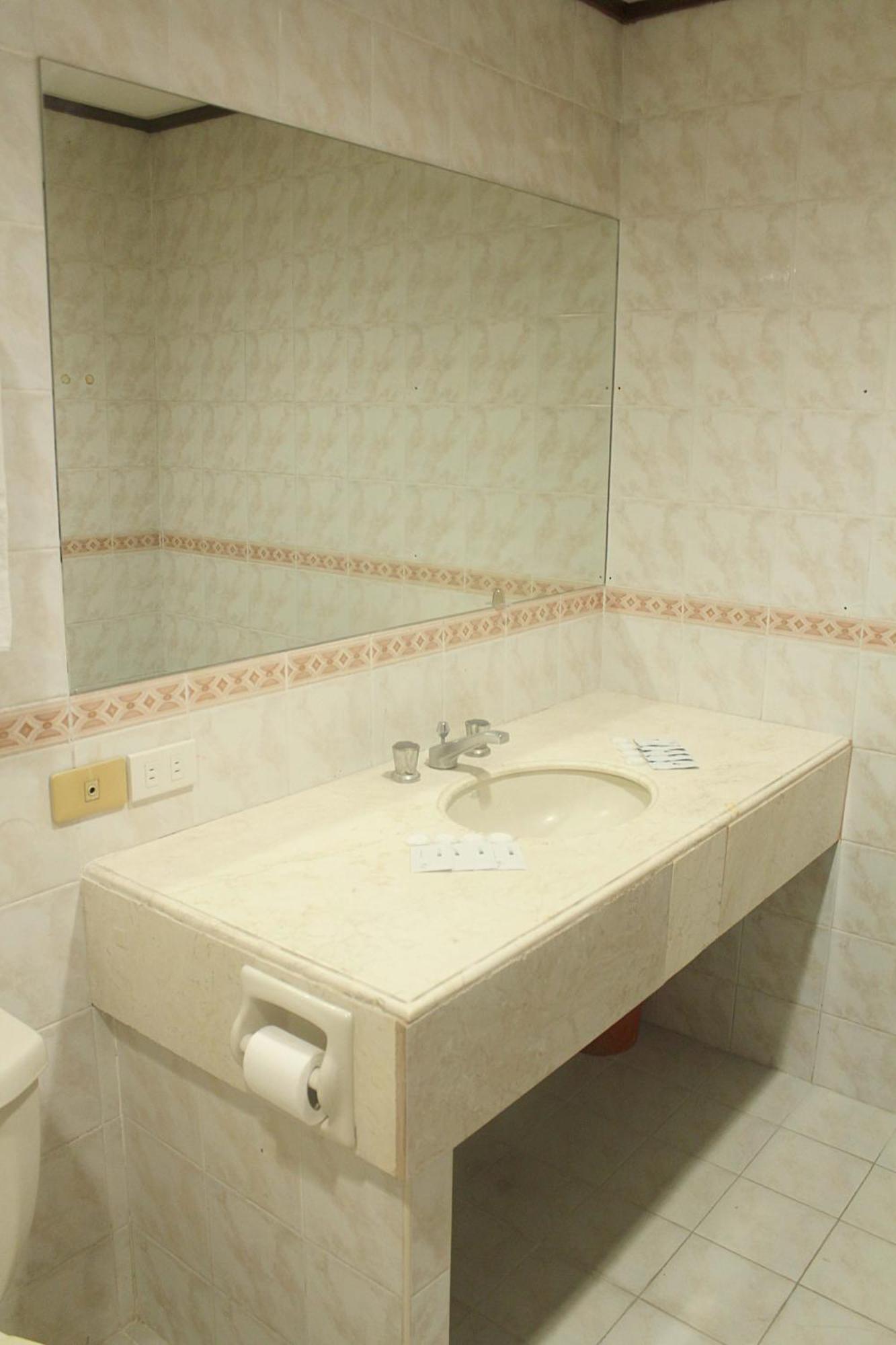 The Humbertos Hotel Davao City Kültér fotó